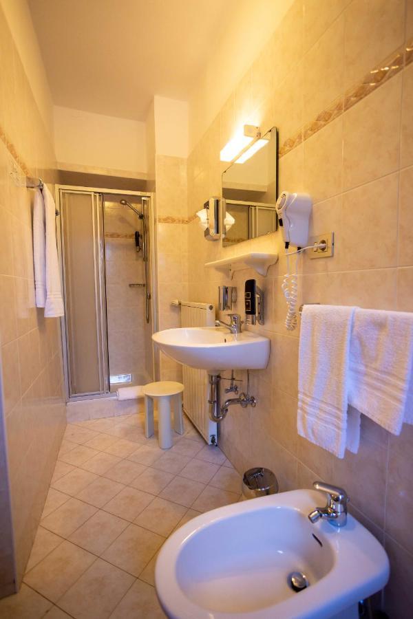 סיוזי Hotel Salegg מראה חיצוני תמונה