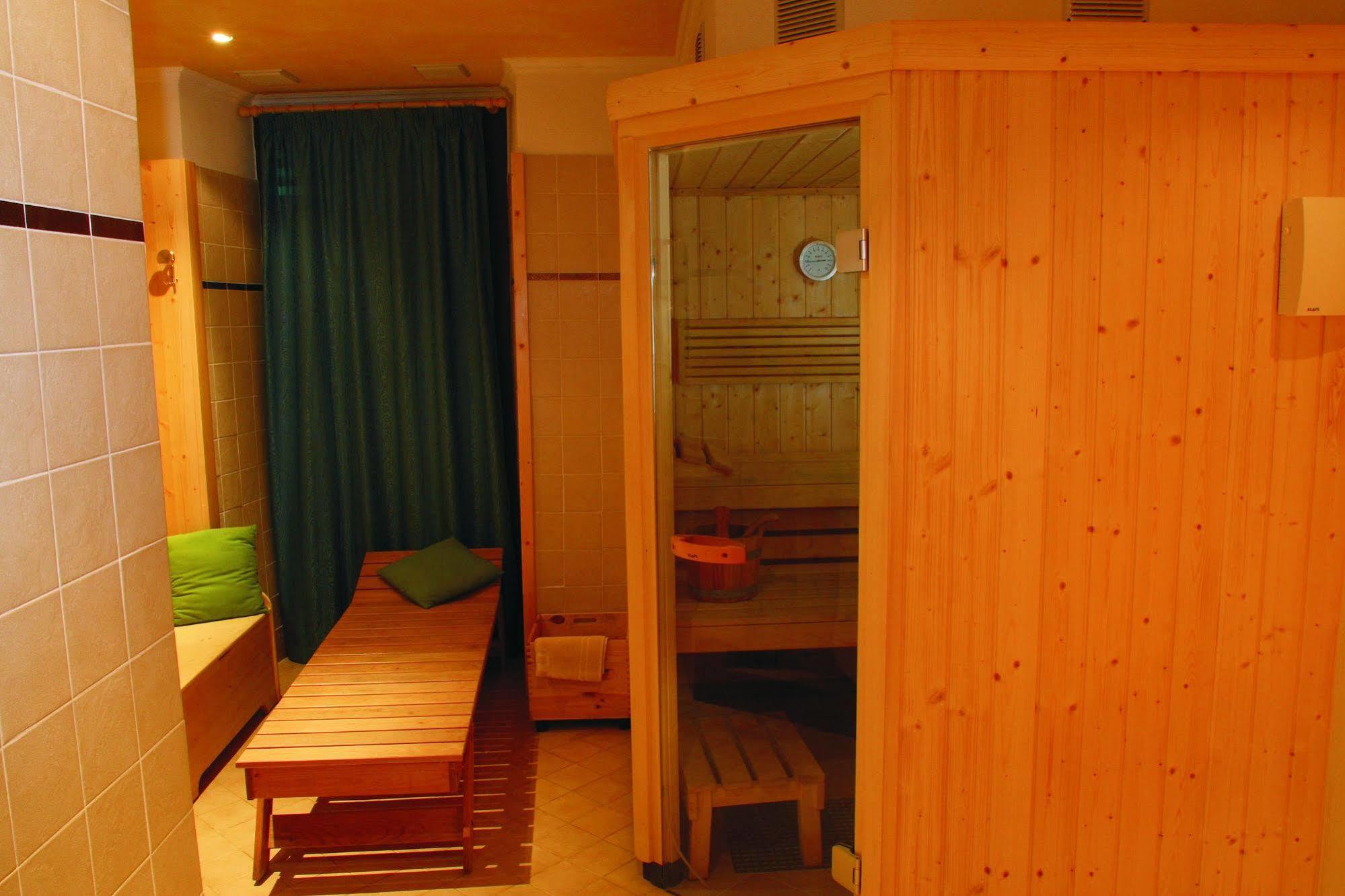 סיוזי Hotel Salegg מראה חיצוני תמונה