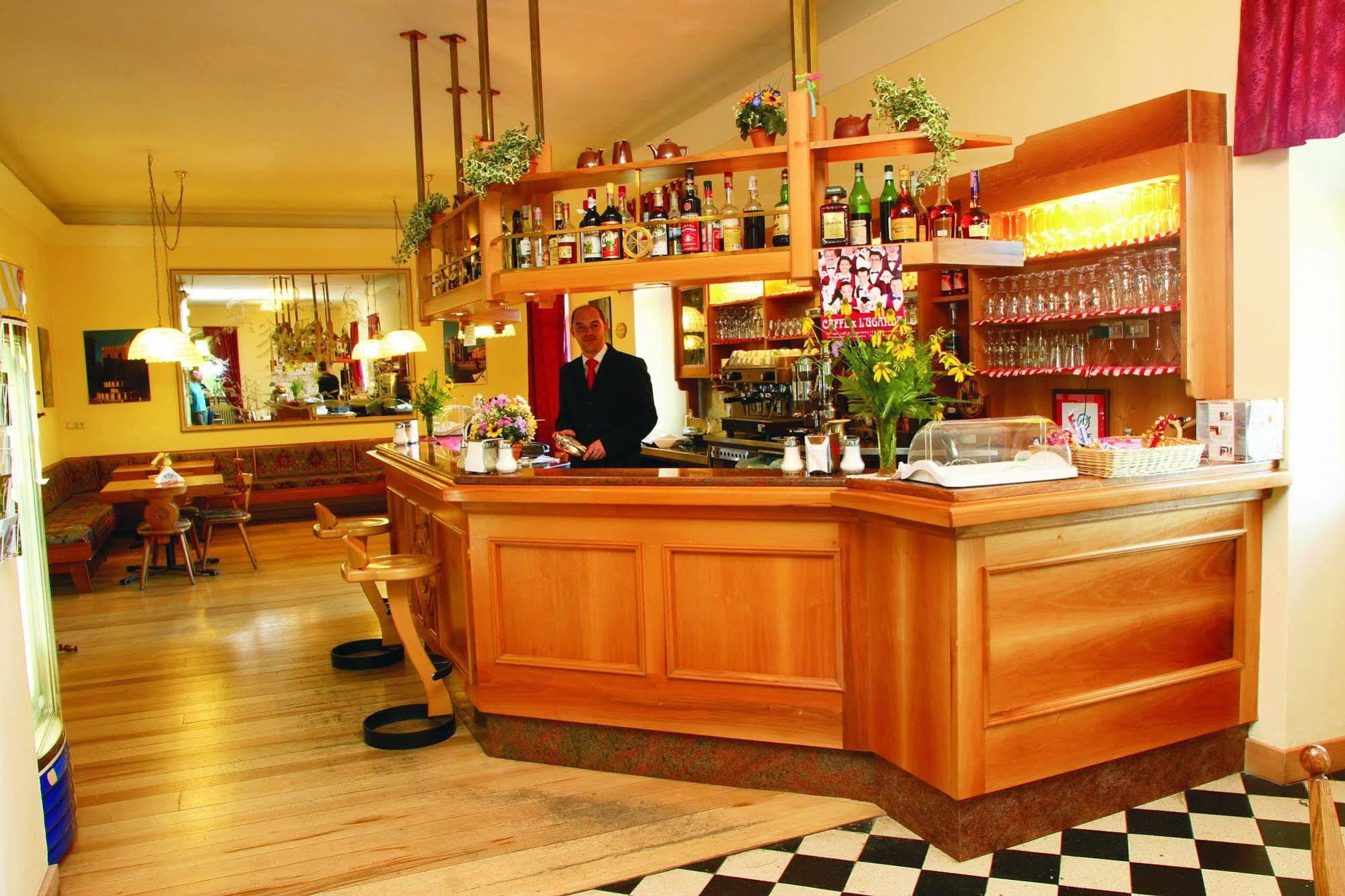 סיוזי Hotel Salegg מראה חיצוני תמונה